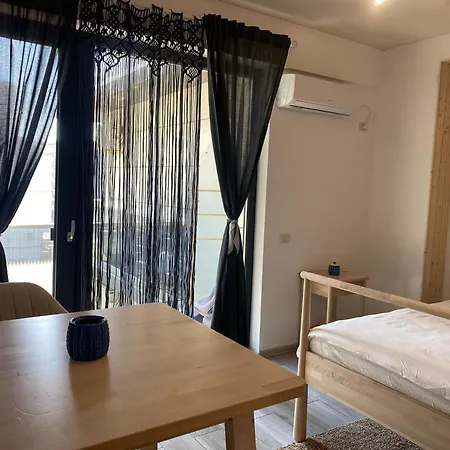 Sirene At Almar Năvodari